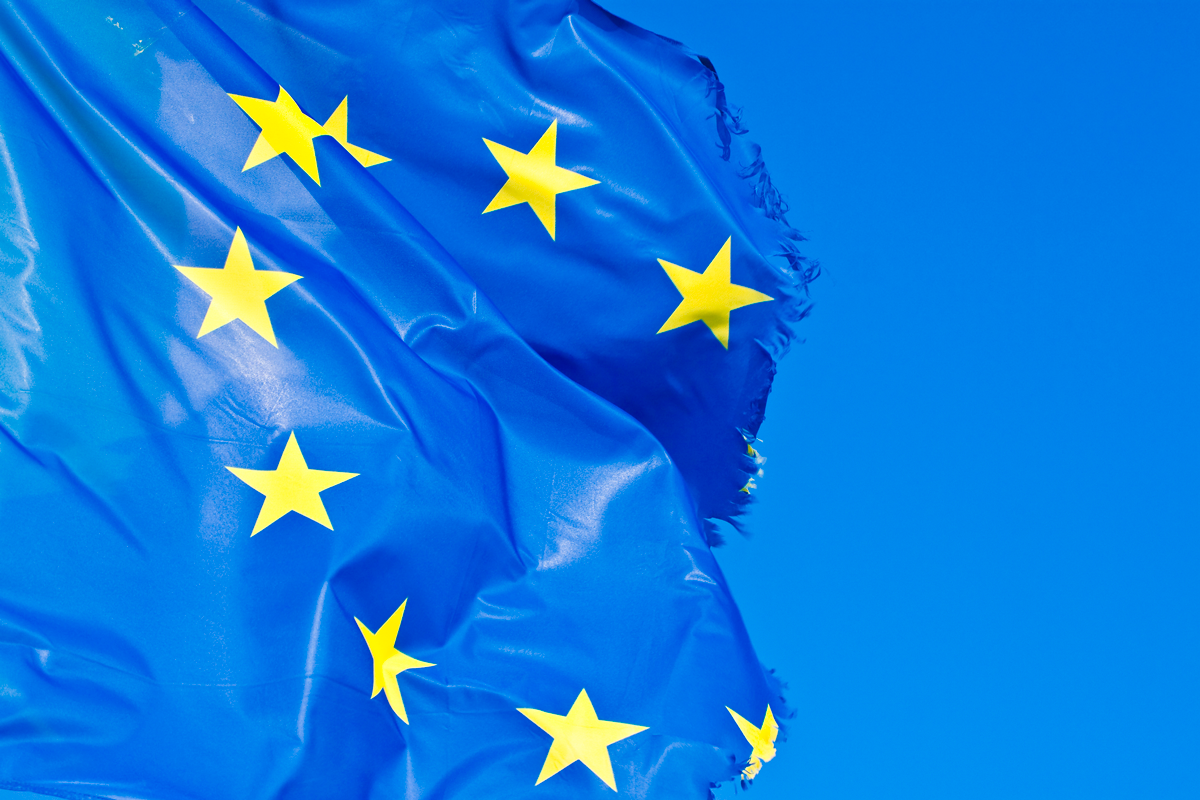 Europäische, ausgefranste Flagge