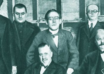 Erich Mühsam mit Mitgliedern des 'Clubs 1926'