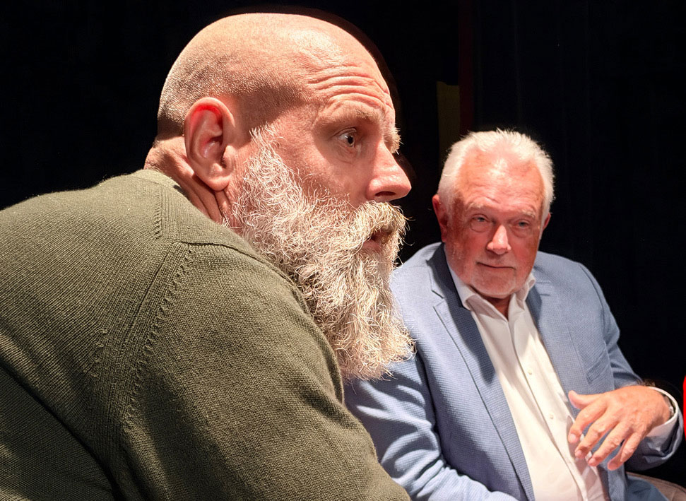 Holger Friedrich und Wolfgang Kubicki im Theater Ost in Adlershof