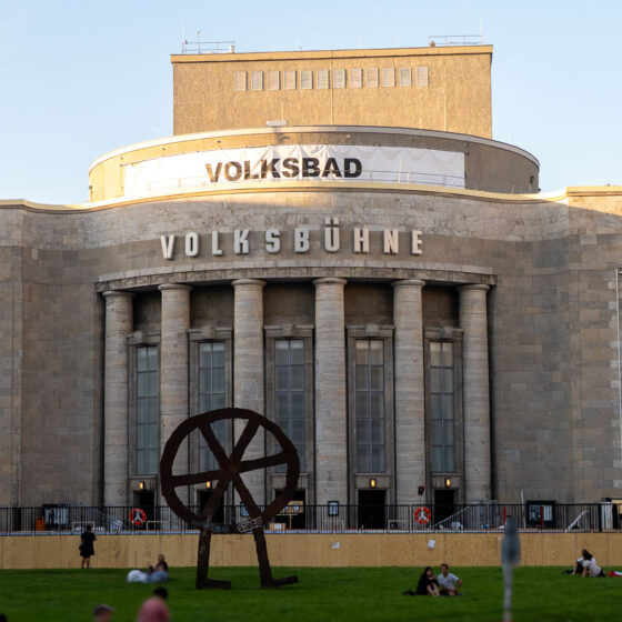 Das Volksbad an der Volksbühne